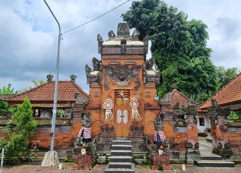 Gapura bali temple