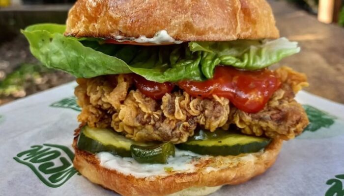 Burger Mojos: Een Unieke Burgersensatie uit Tabanan, Bali